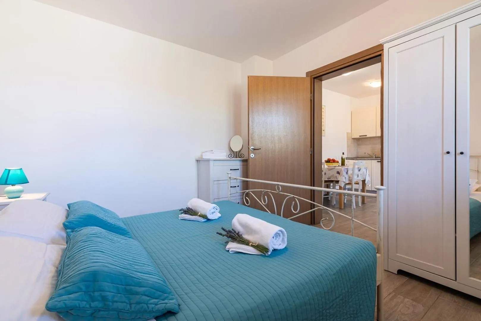 Guest house Apartments Garden Jurandvor Croatia