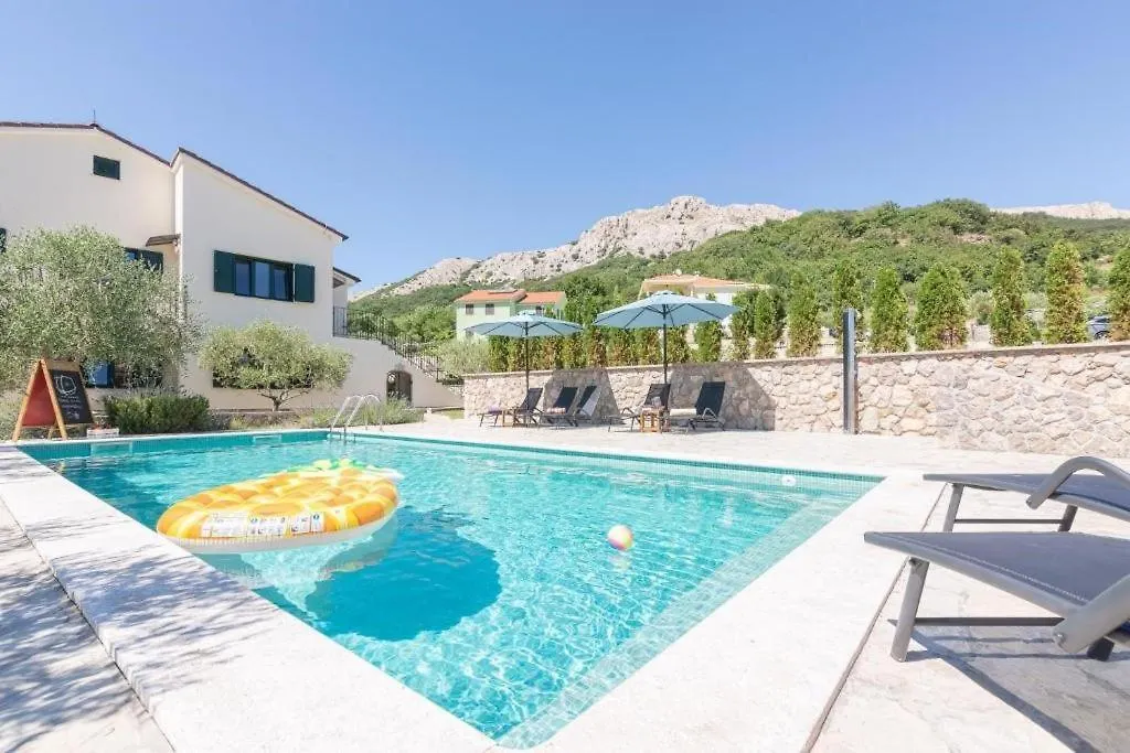 Apartments Garden Jurandvor 0*,  Croatia